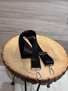 3/$30 Black nylon purse adjustable replacement strap